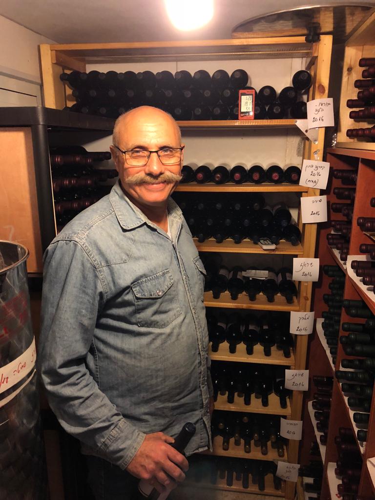 עבודת יקב משפחתית